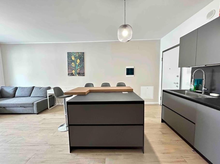 10 Min Airport+free Private Parking5 Min Train Bergamo