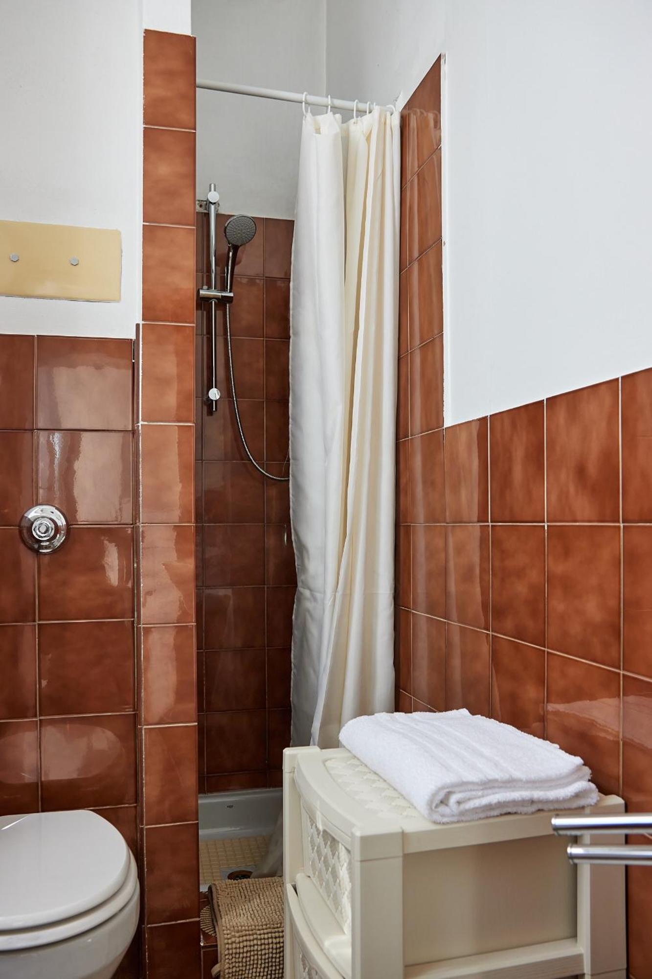 Anna Apartment *