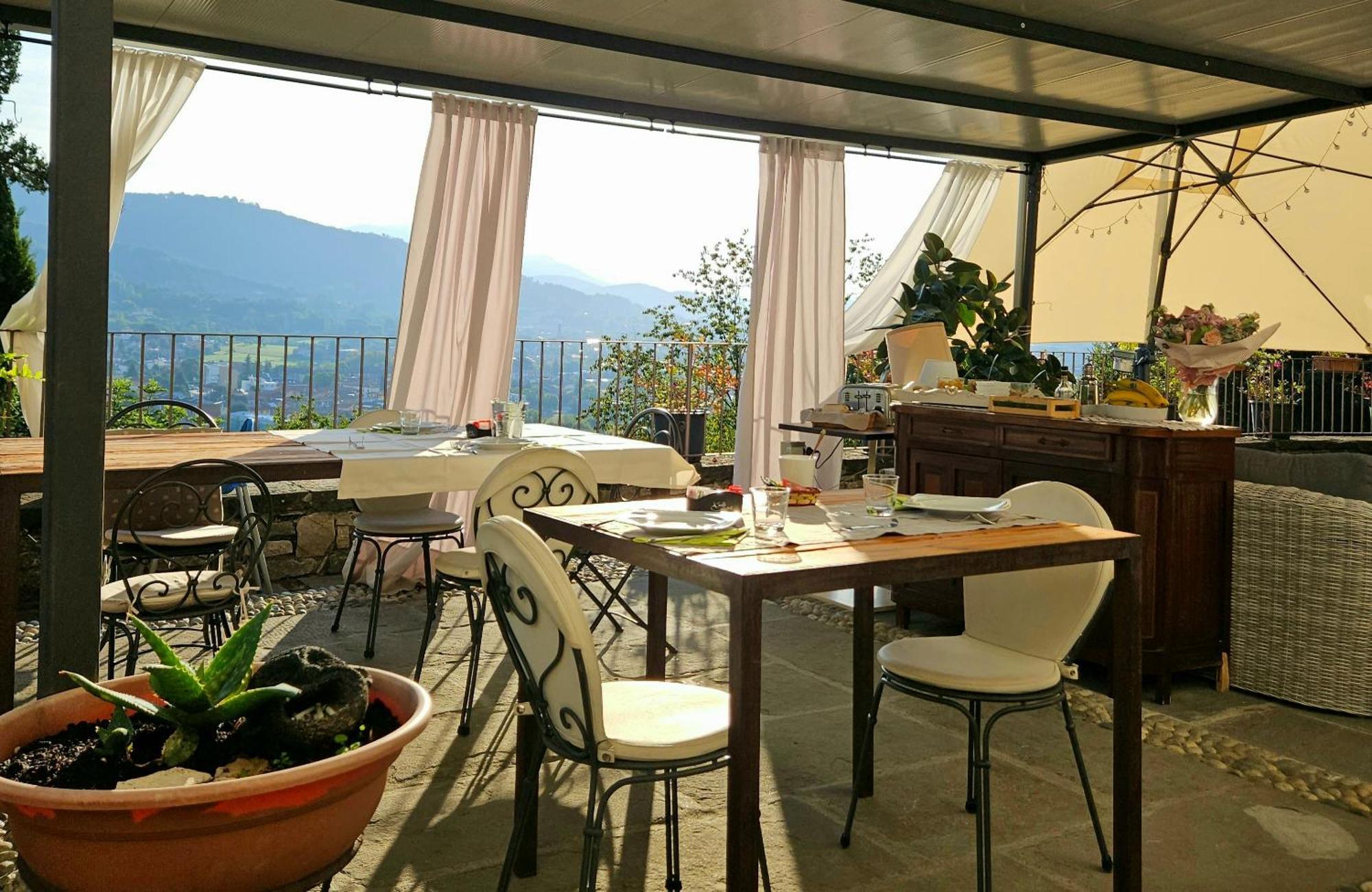 Dimora Delle Donnole Alta Bed & Breakfast Bergamo