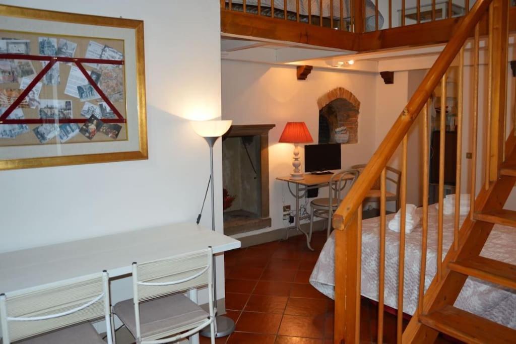 Artemisia Antique Salvecchio Apartment
