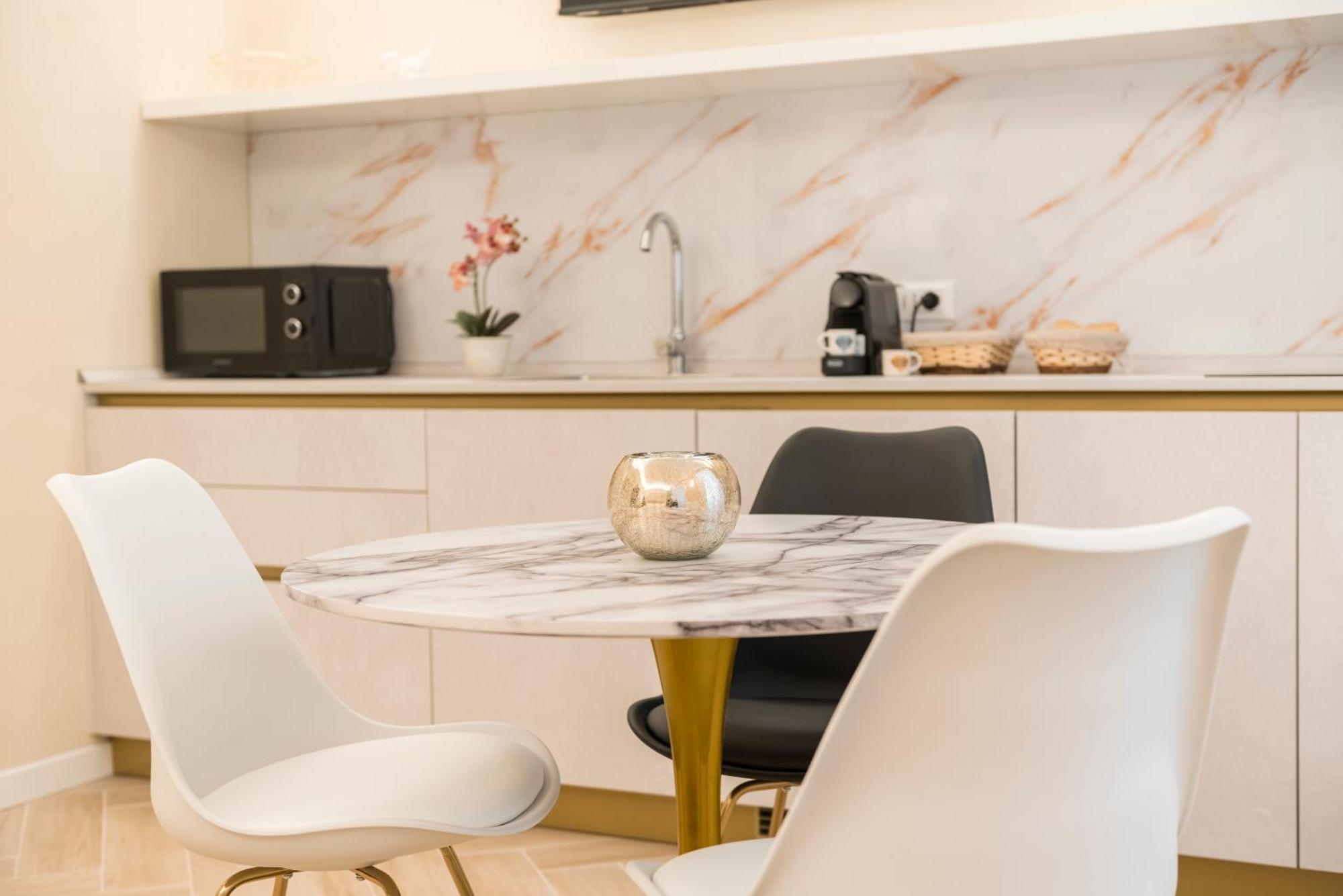 Apartment Golden Chic - Citta Alta *