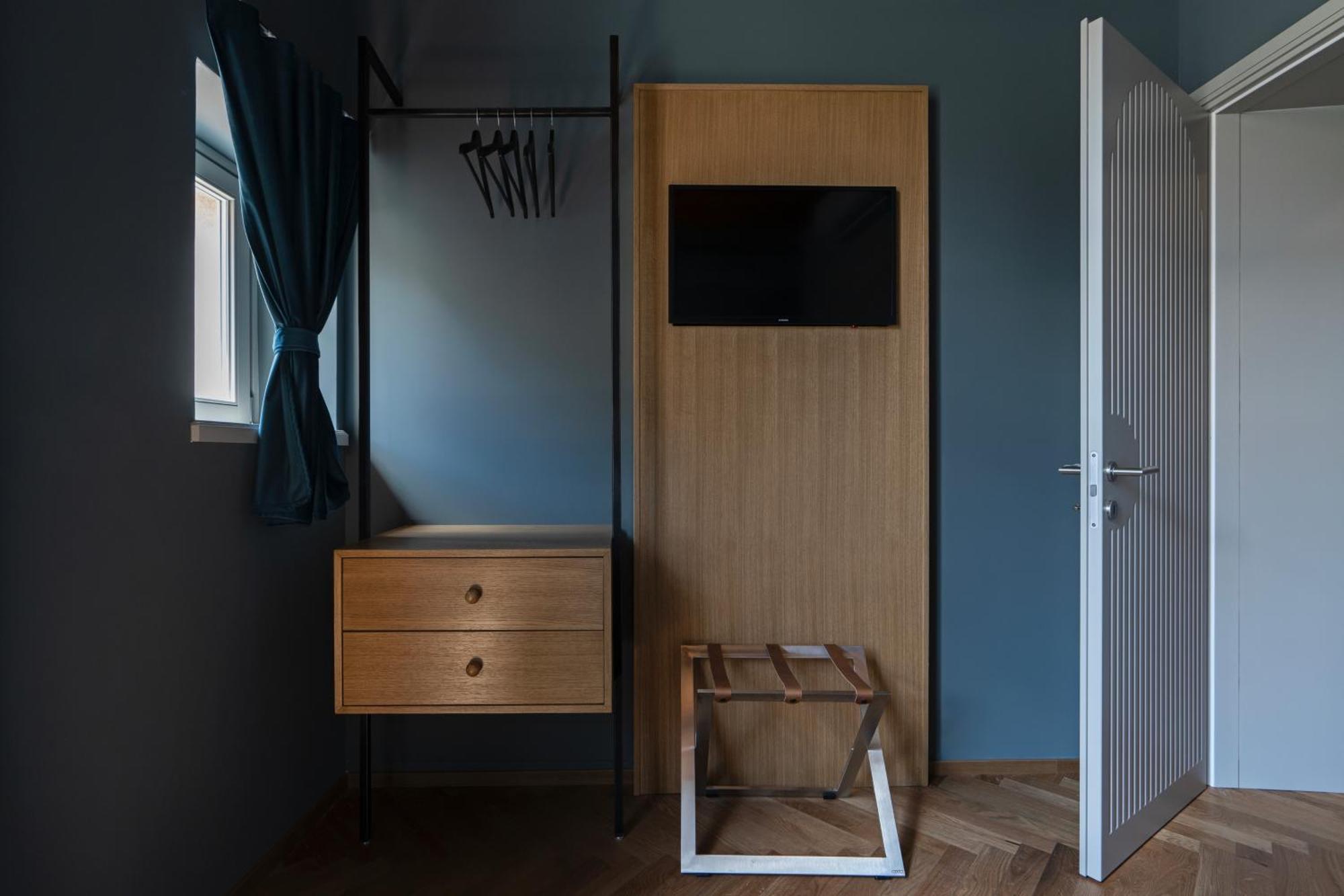 Rego Apartments - Boutique Aparthotel & Serenity Spa With Some Off-Site Apartments In The Heart Of Bergamo City Center Bergamo