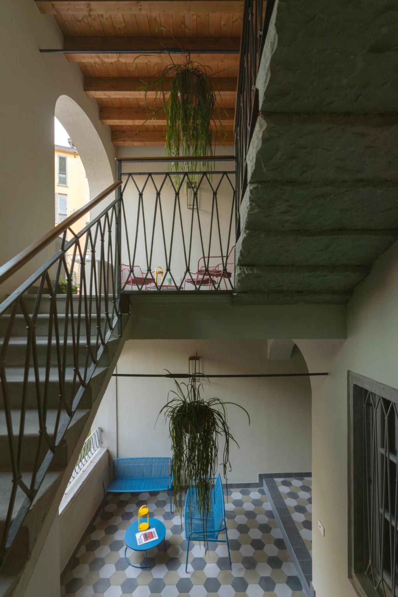 Rego Apartments - Boutique Aparthotel & Serenity Spa With Some Off-Site Apartments In The Heart Of Bergamo City Center Huoneisto