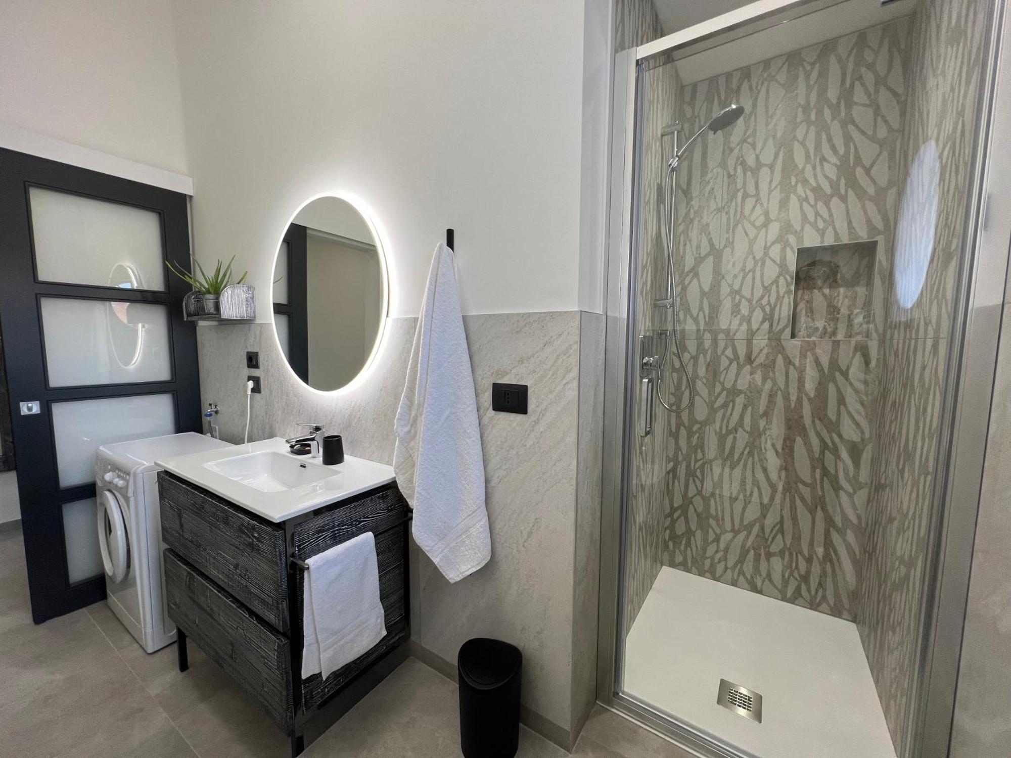 Casa Redona - Nuovo Elegante Loft Free Wifi 4 Pax Bergamo