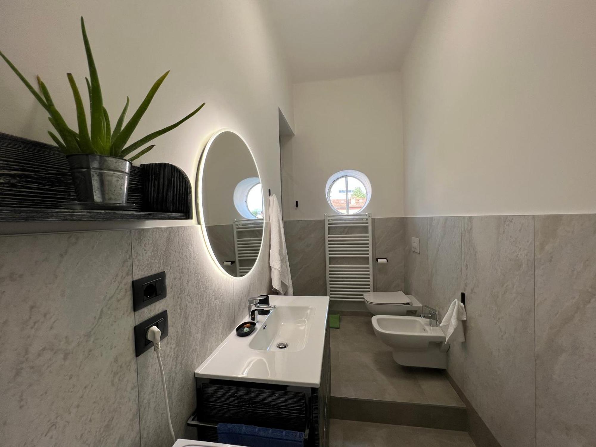 Casa Redona - Nuovo Elegante Loft Free Wifi 4 Pax Apartment