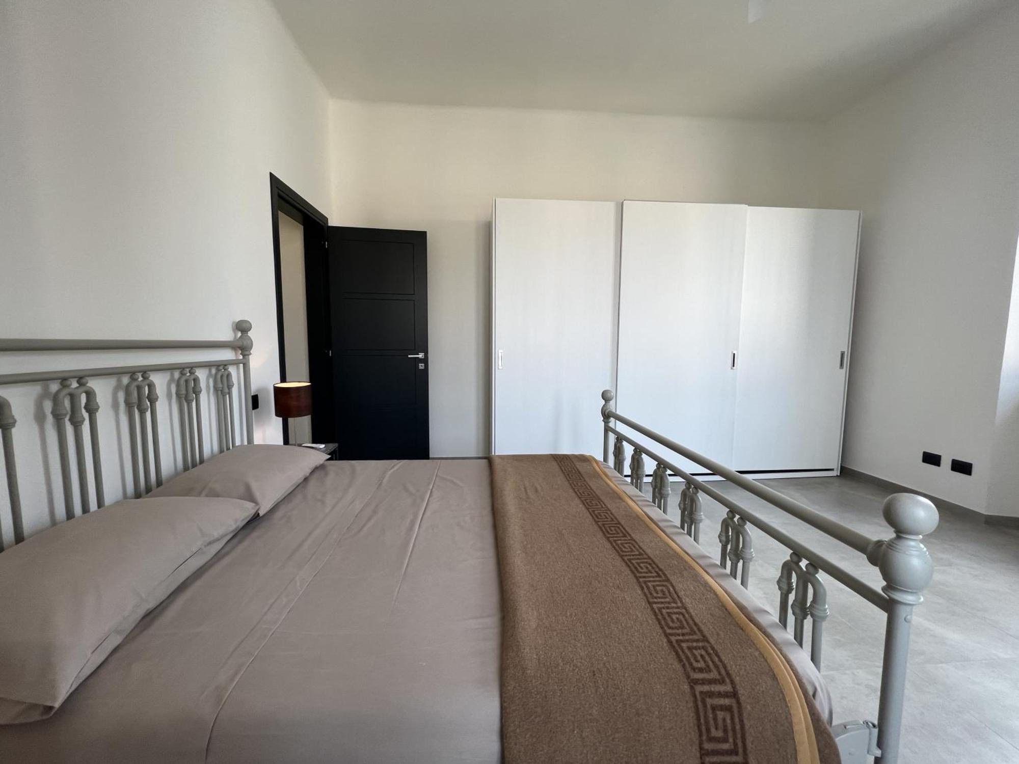 Huoneisto Casa Redona - Nuovo Elegante Loft Free Wifi 4 Pax *