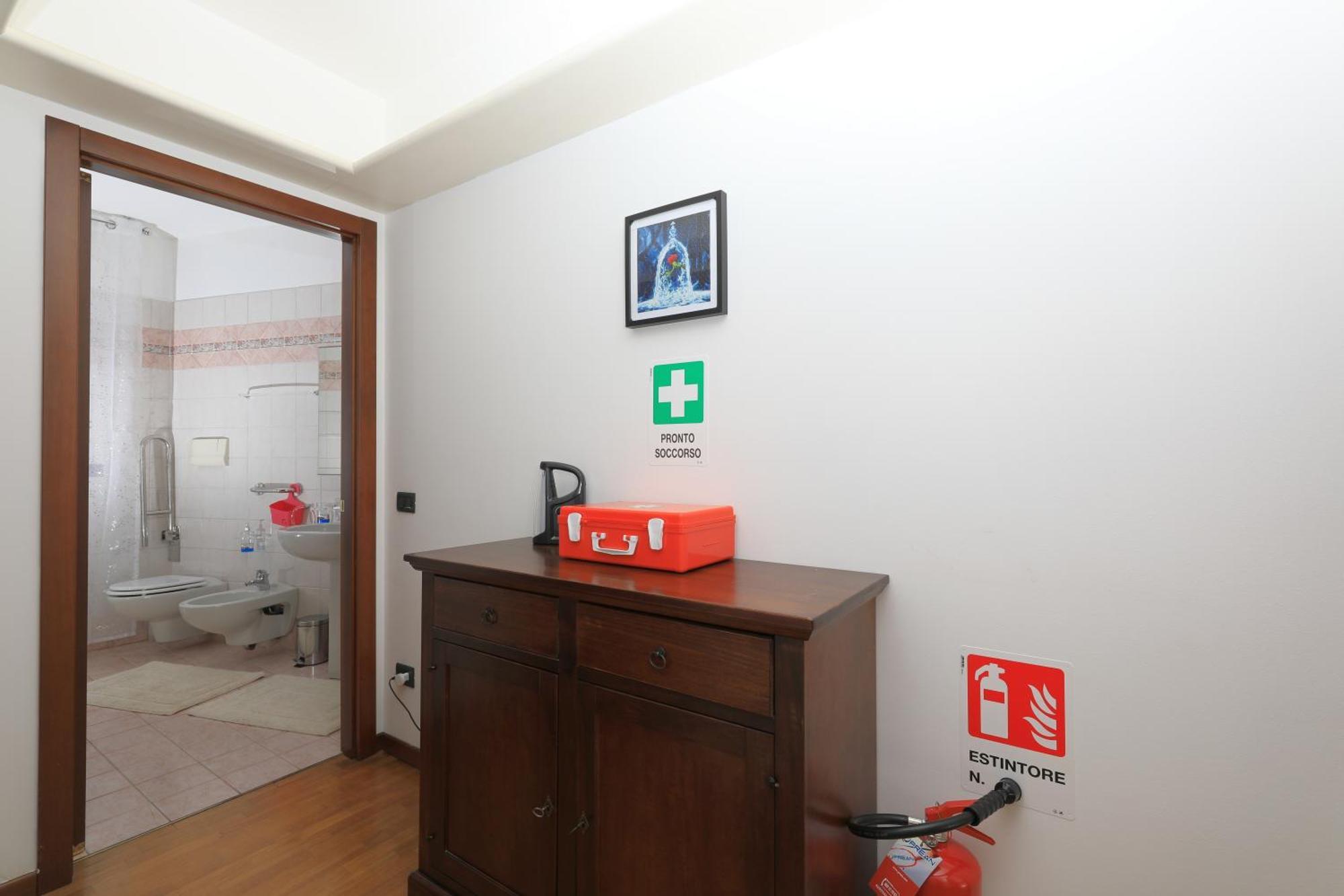 Apartment Luxury W Garage Happy *