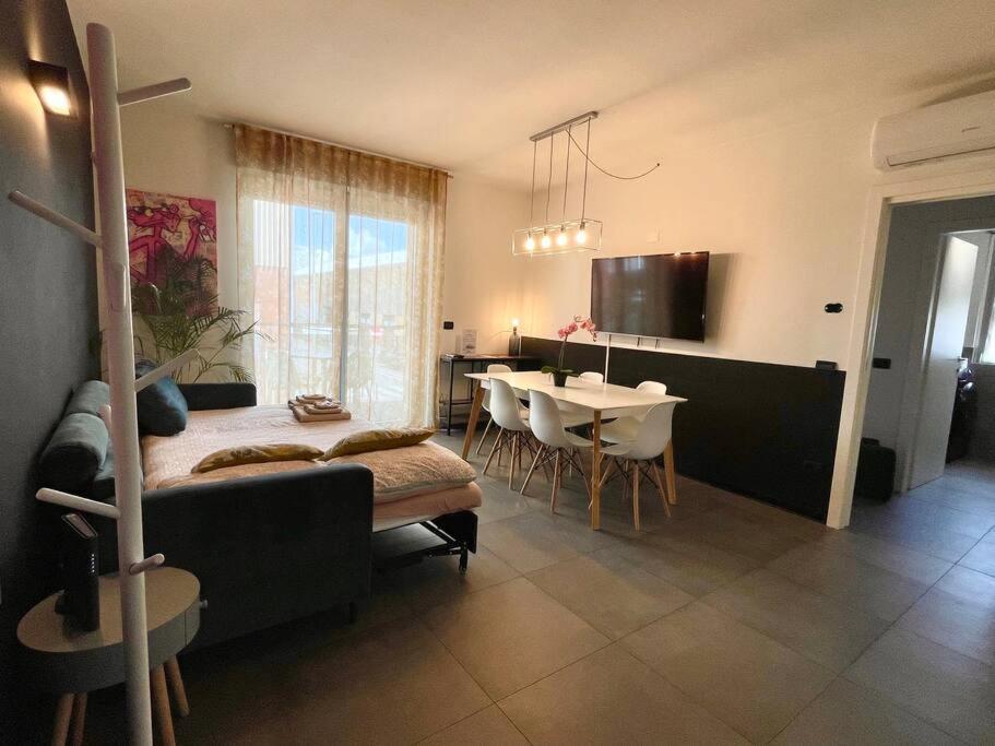 Center - Modern Flat With Free Parking And Wifi - B Apartment *