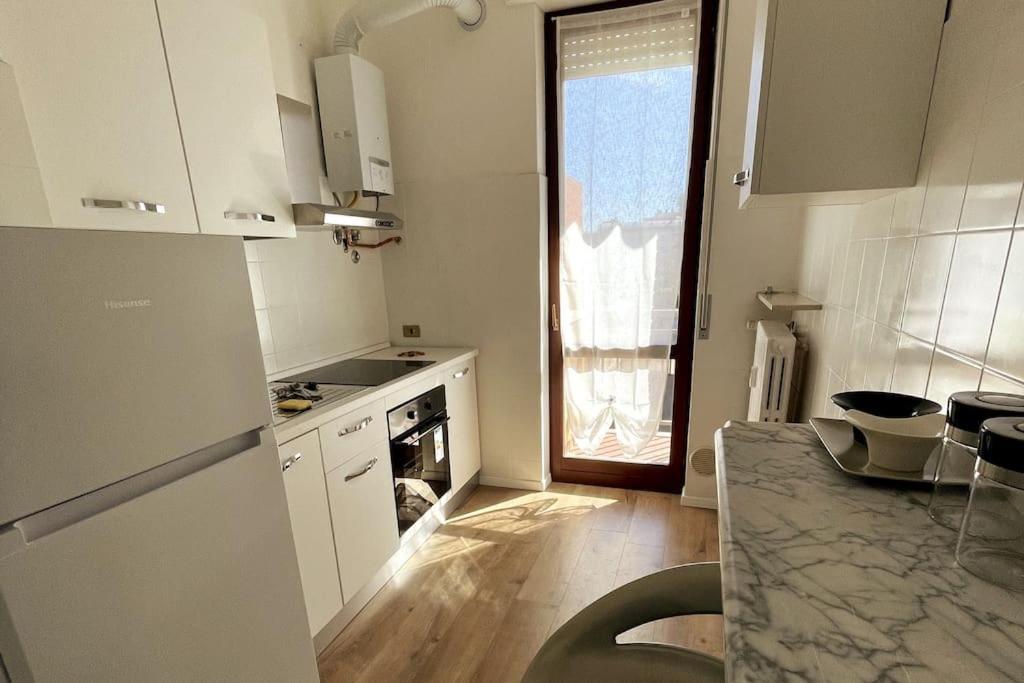 Gogh House In Apartment