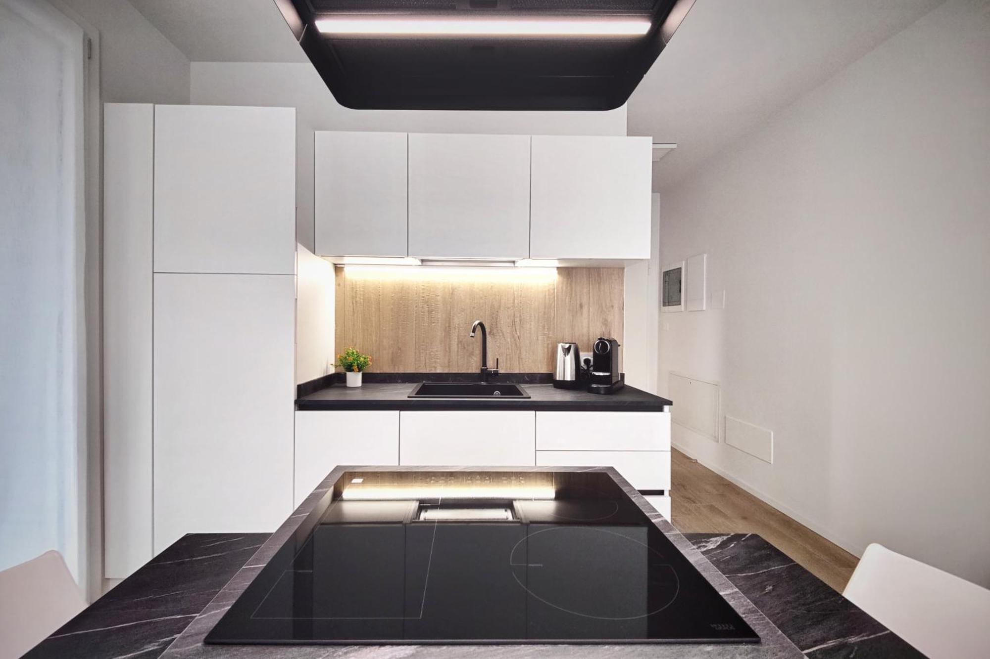 Longuelo Living One - Business Elegance & Hospital *