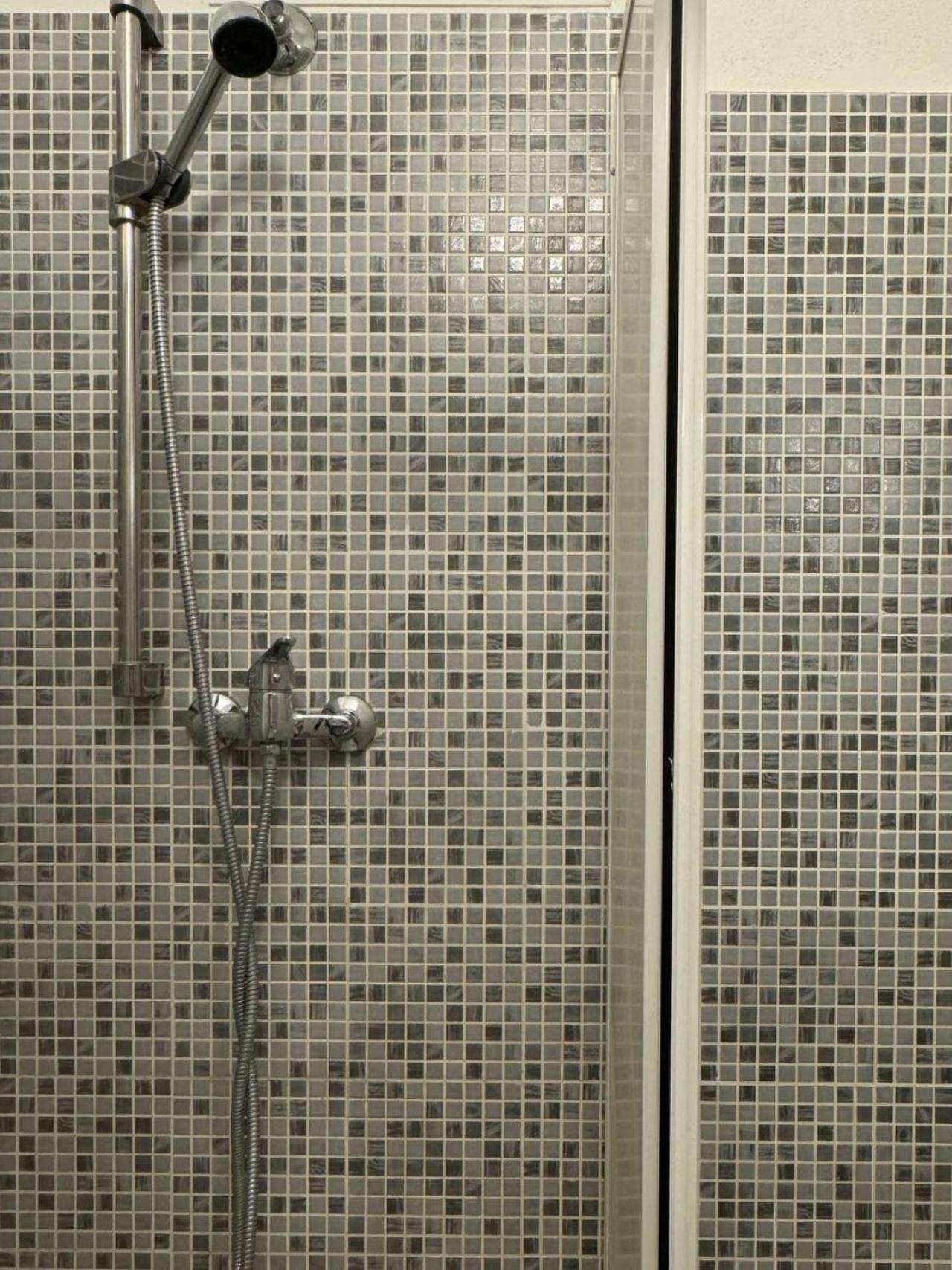 Apartment Chic - Near Airport & Center *