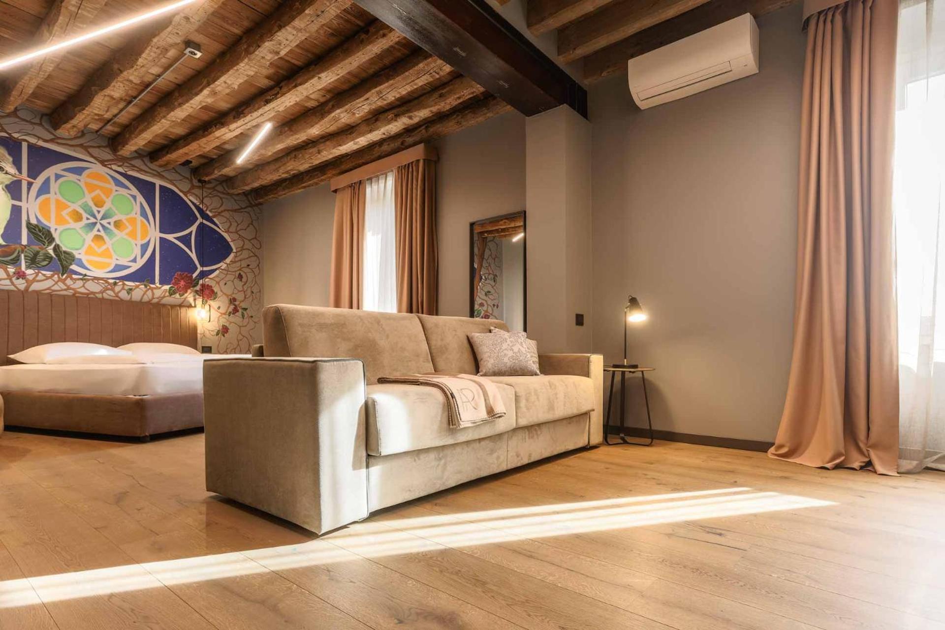 Ar Suites&art Hotel