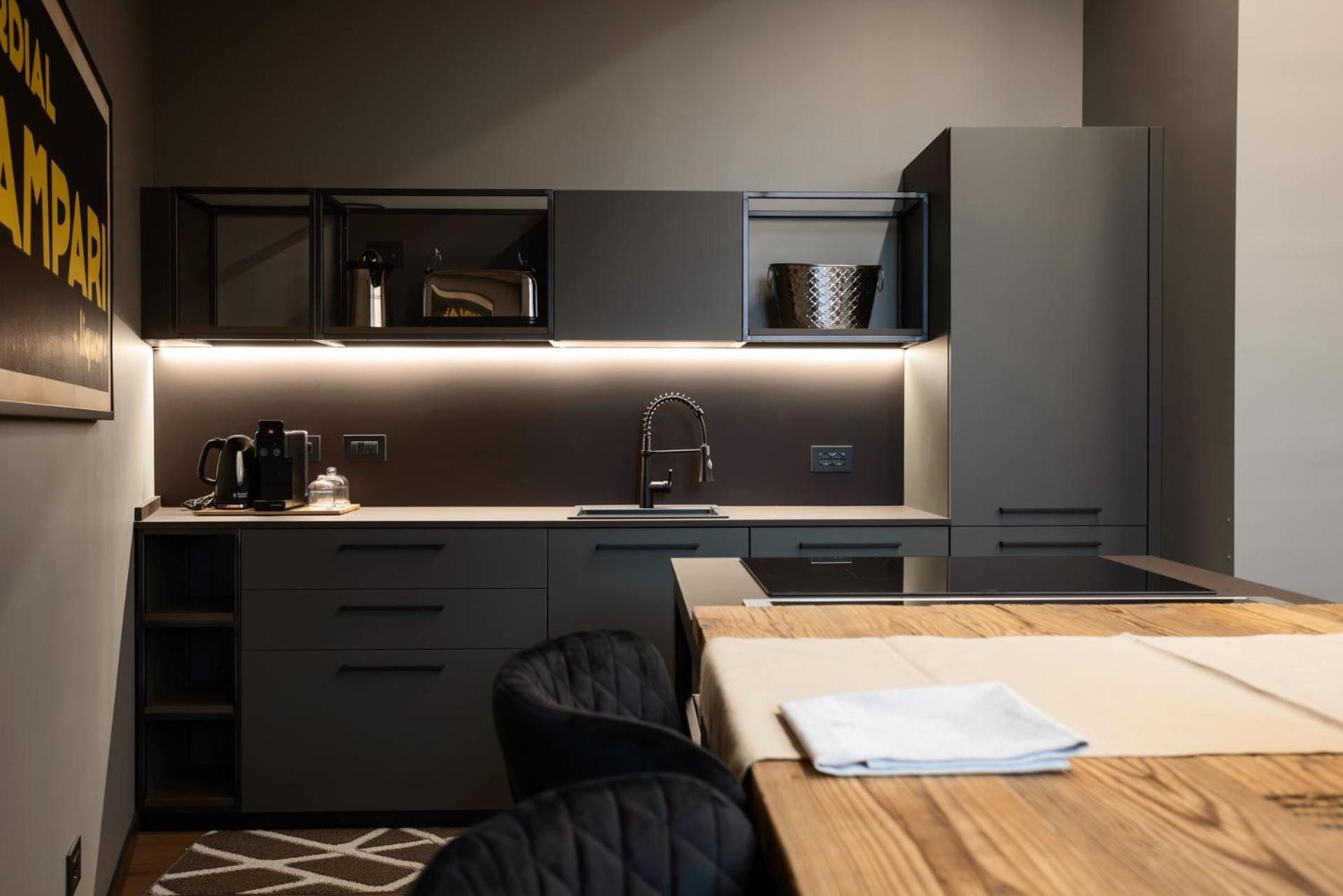 Ar Suites&art Hotel *