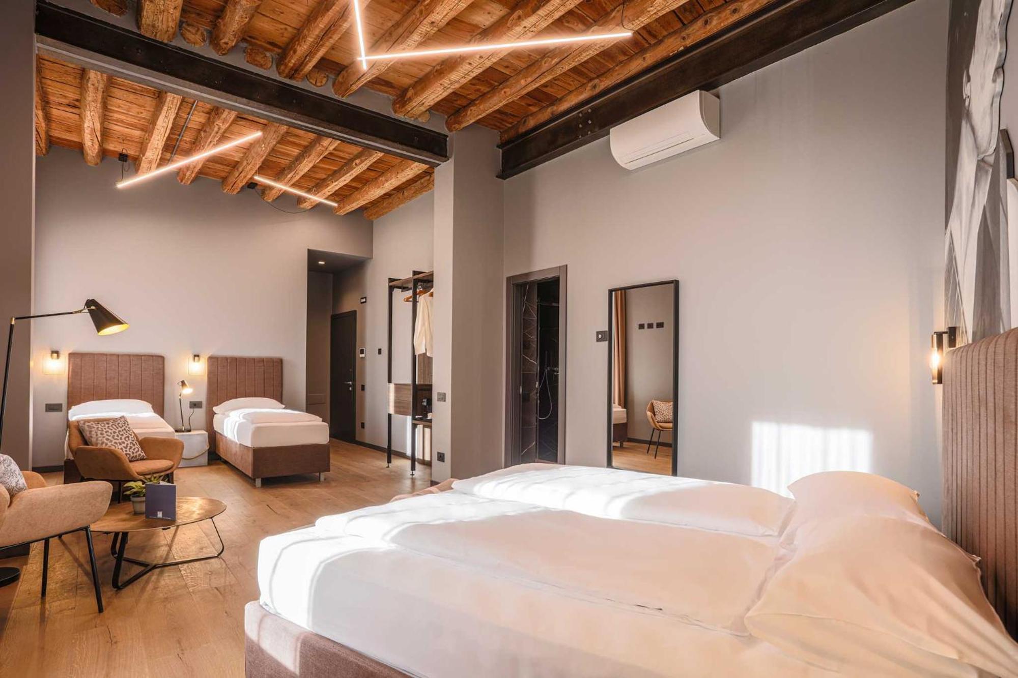 Ar Suites&art