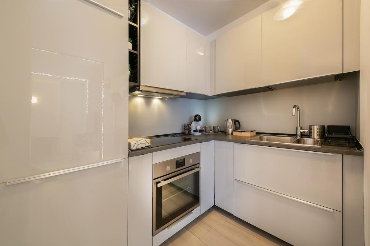 Apartment Zona Stadium - Free Parking, Wi-fi, Ac