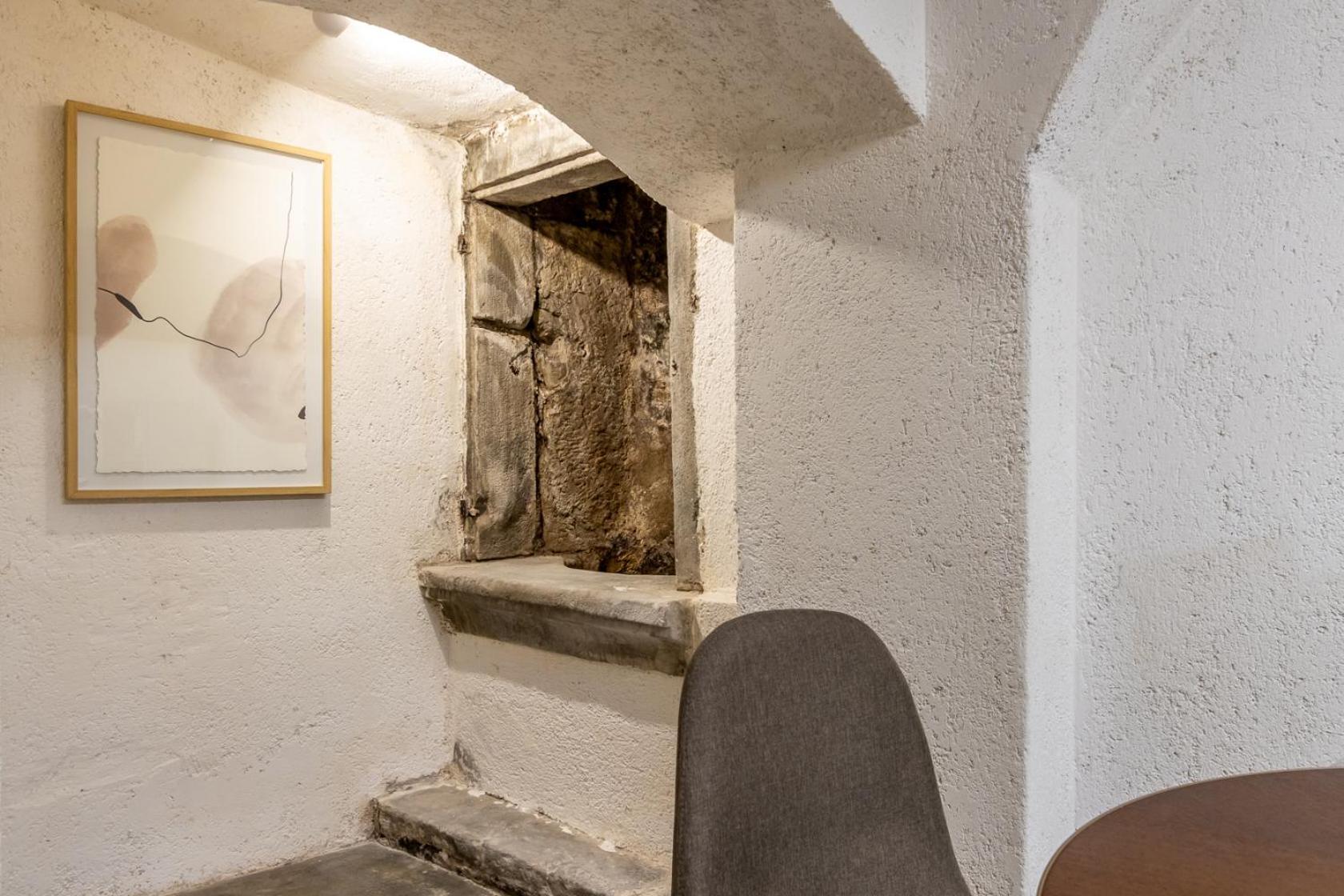 Apartment Alta - Piazza Mercato Del Fieno House