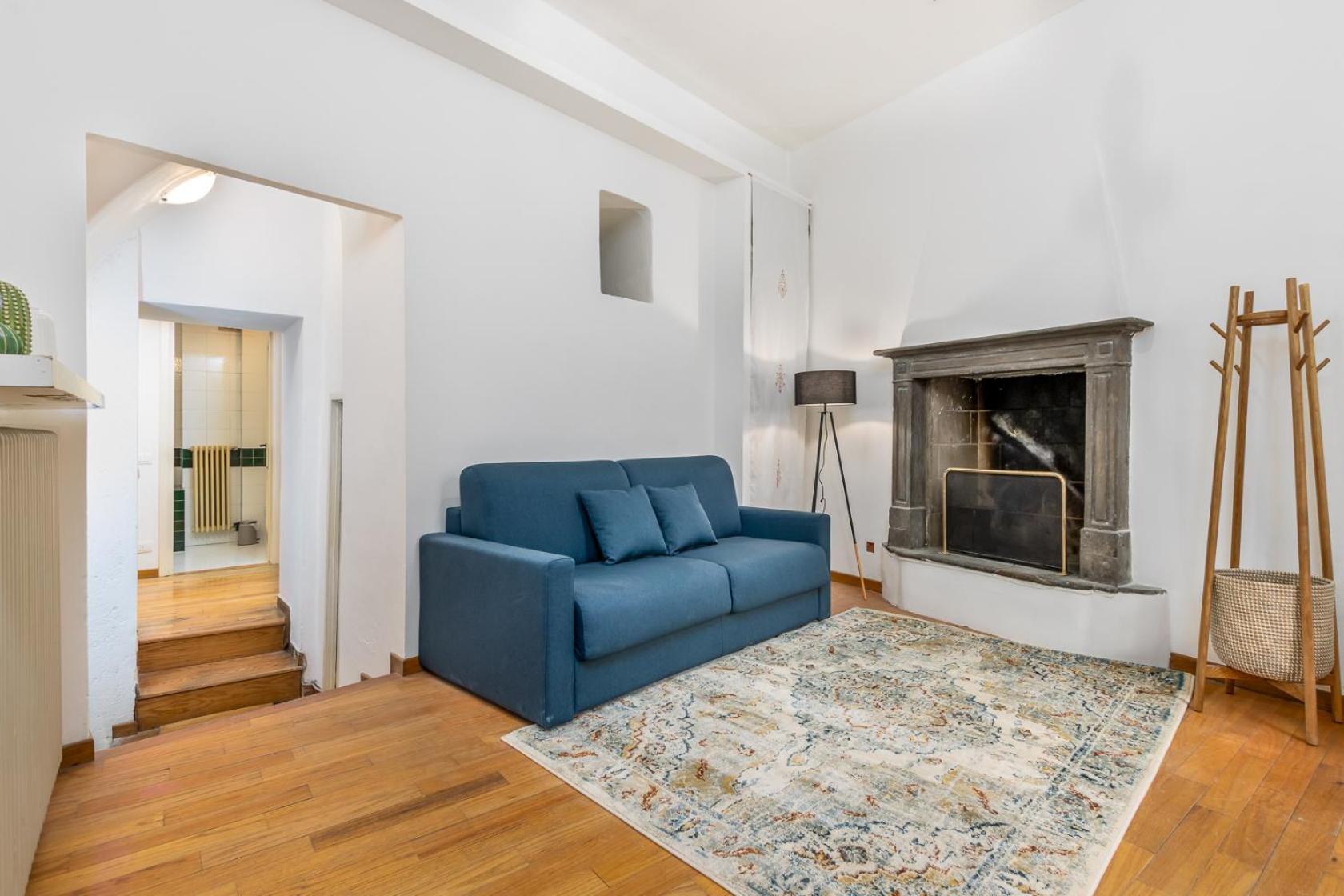 Alta - Piazza Mercato Del Fieno House Apartment