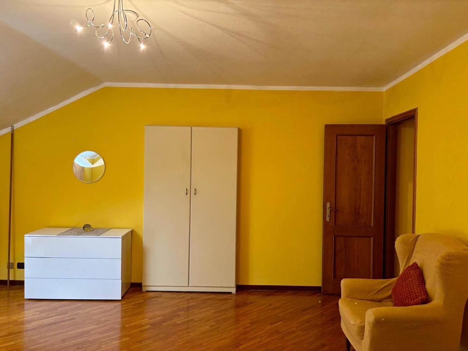 Living Homestay *