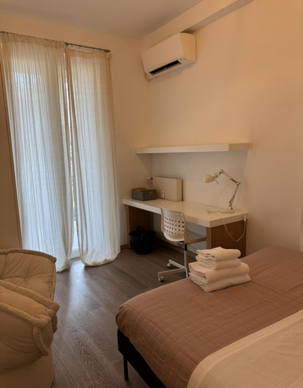 Just Women Solo Donne Non Accetiamo Gli Uomi Apartment *