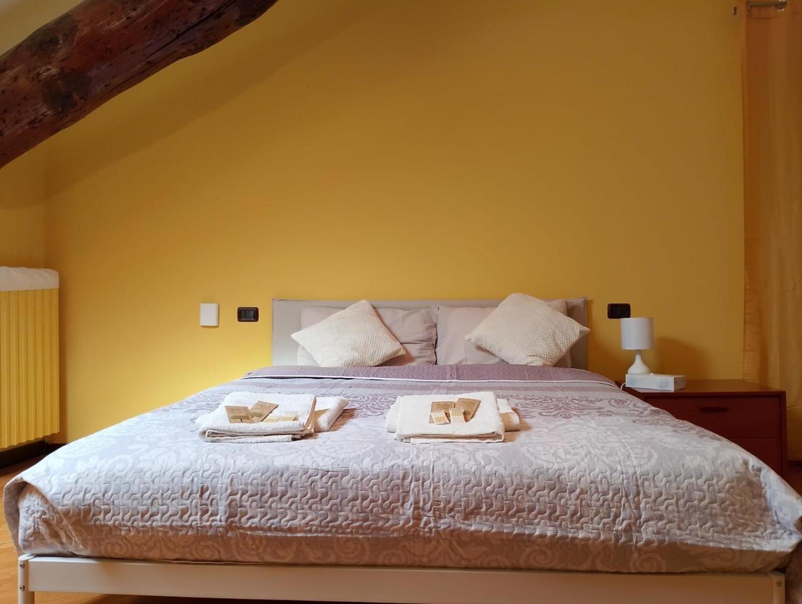 Homestay Living *