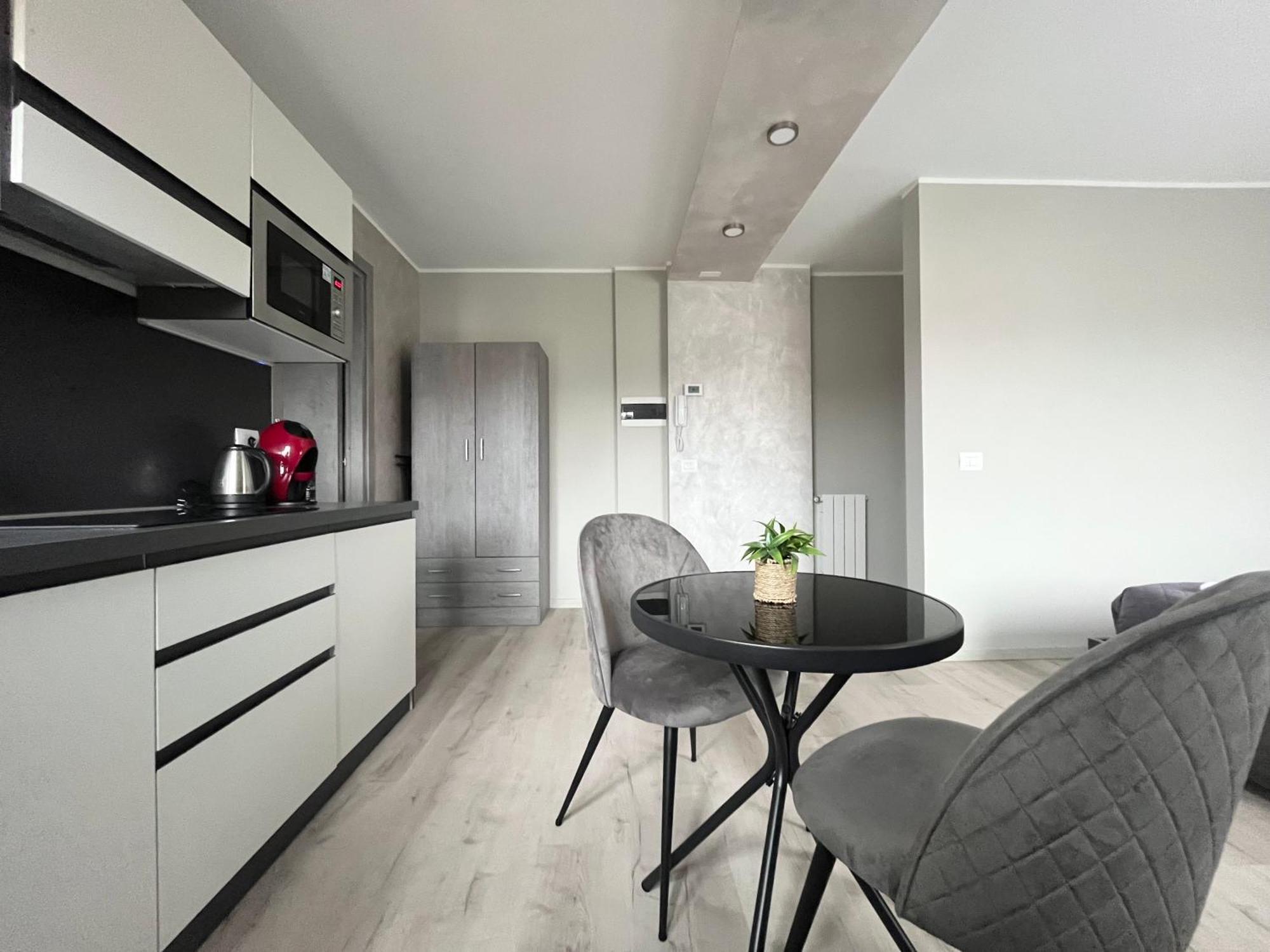 Chorus Apartment