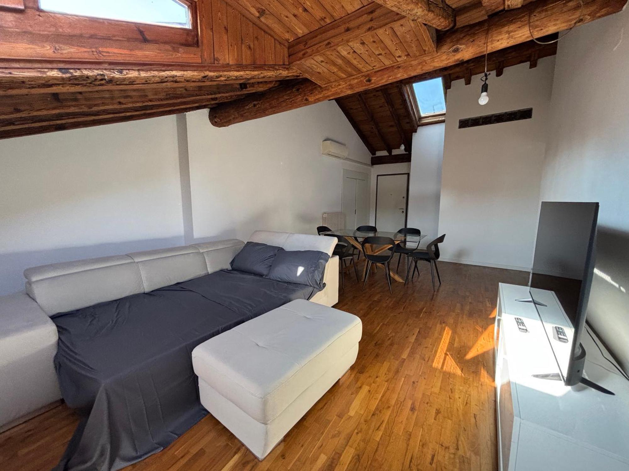 Loft Mansardato Sullo Skyline Di * Bergamo