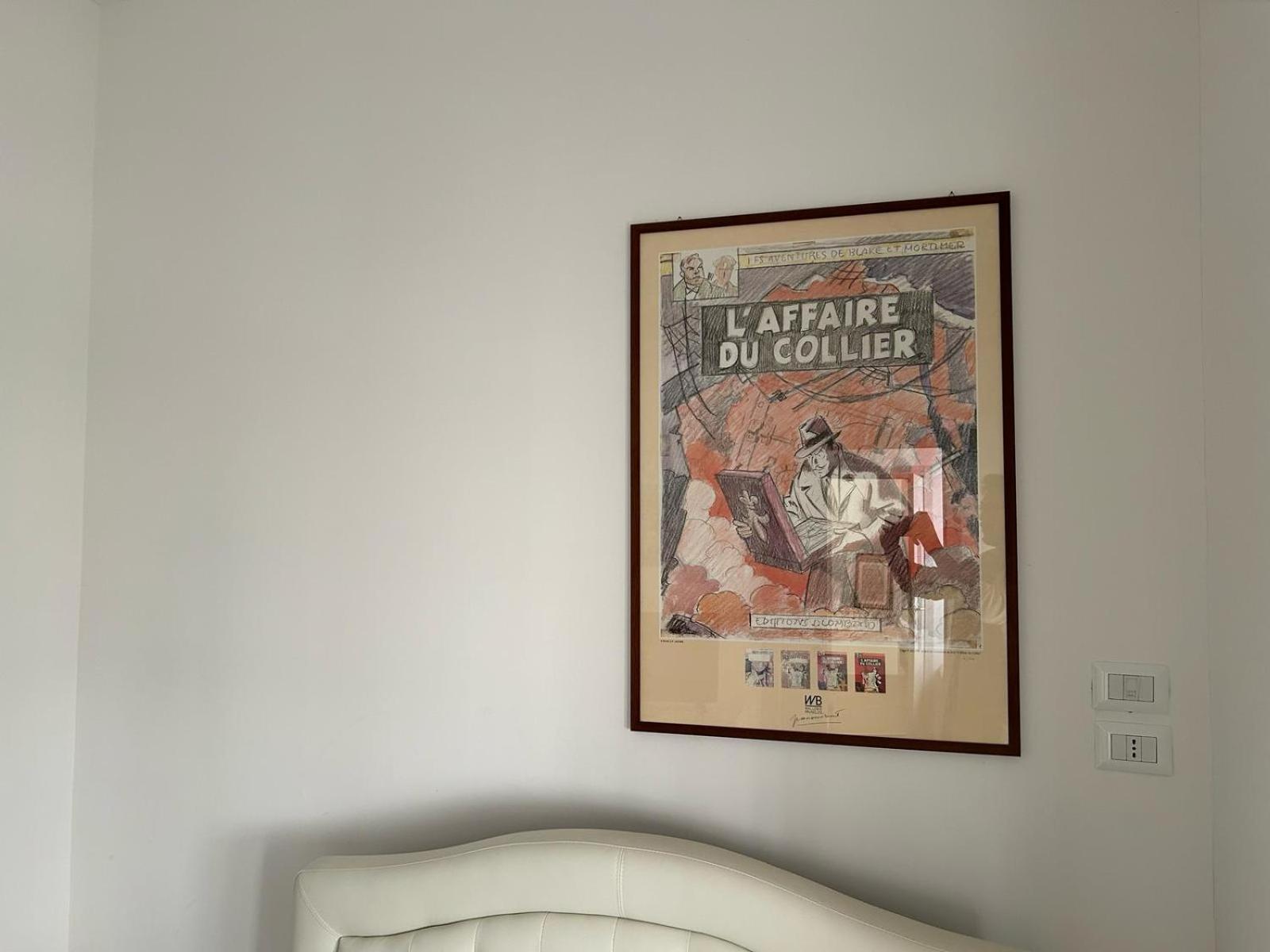 L'affaire Du Collier Guest house