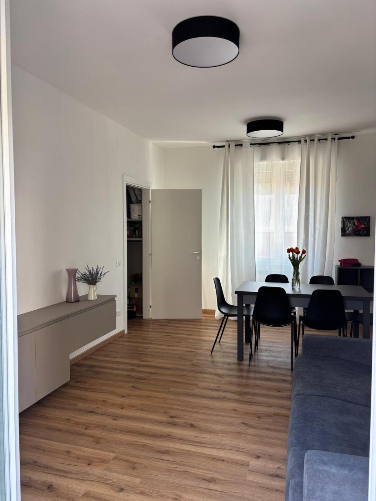 La Fenice Elegant, Welcoming Flat In Apartment