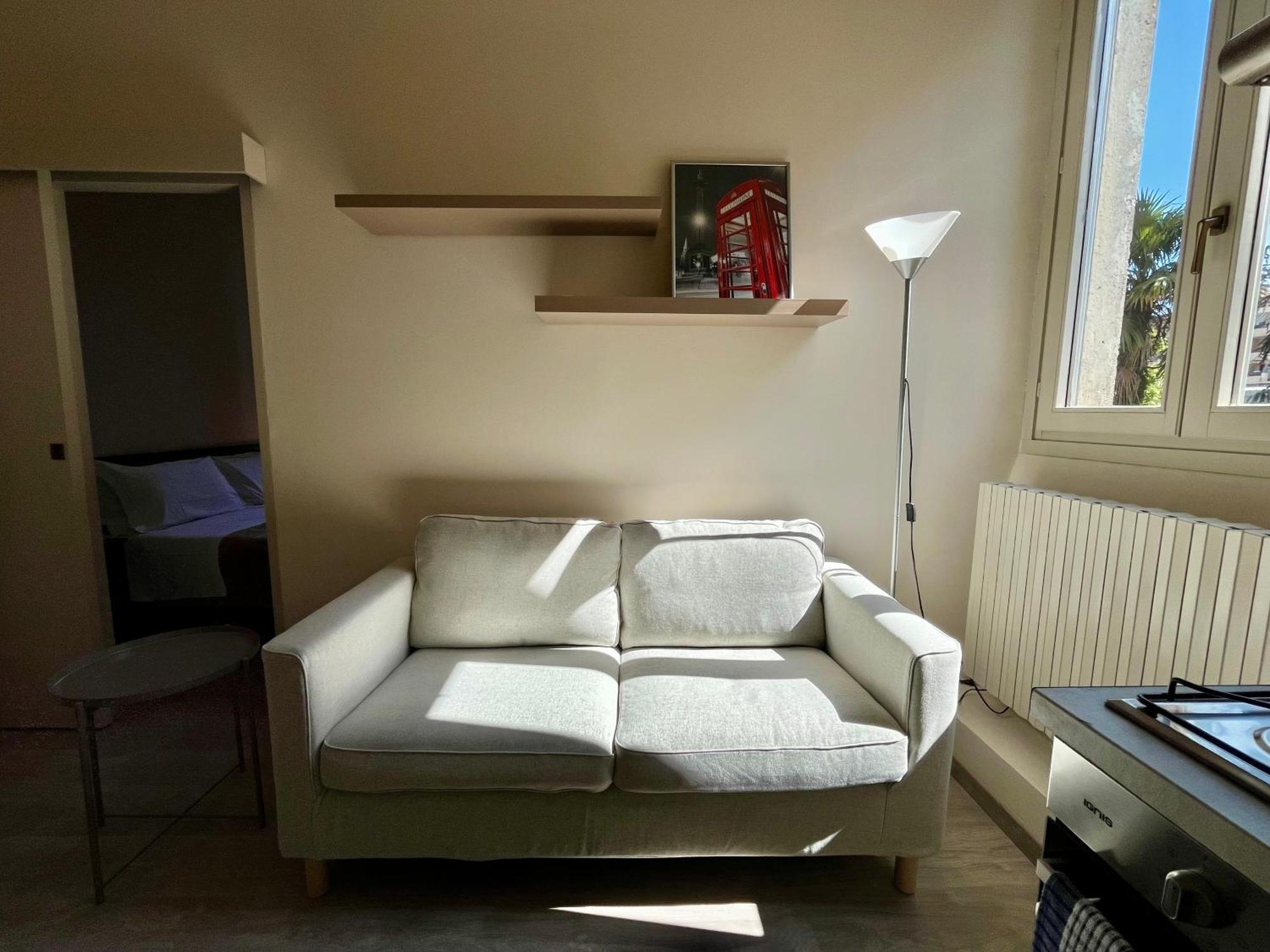 Anna Apartment *