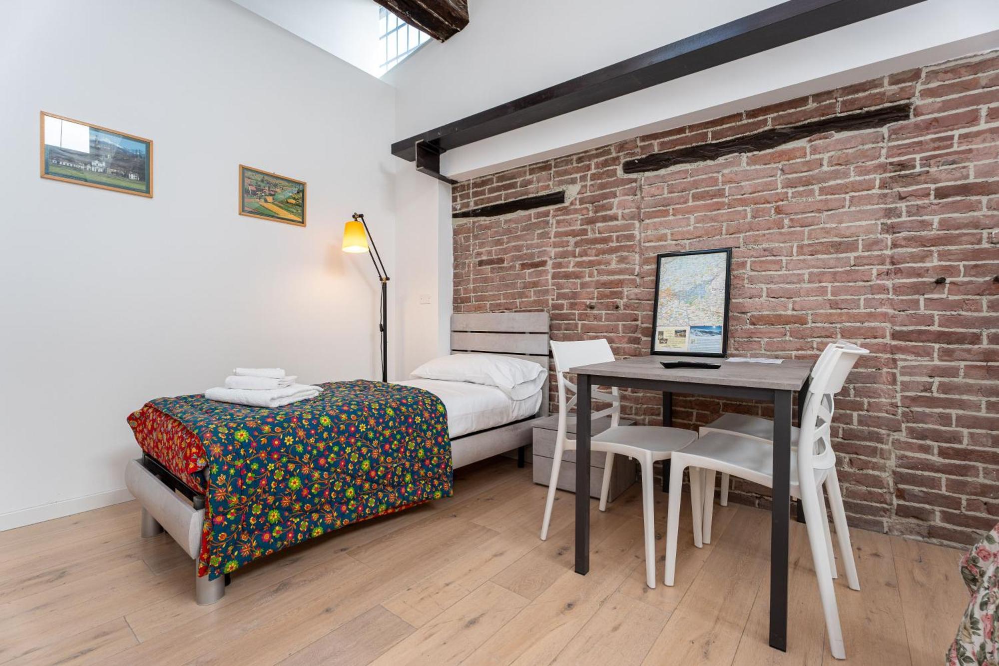Apartment Center