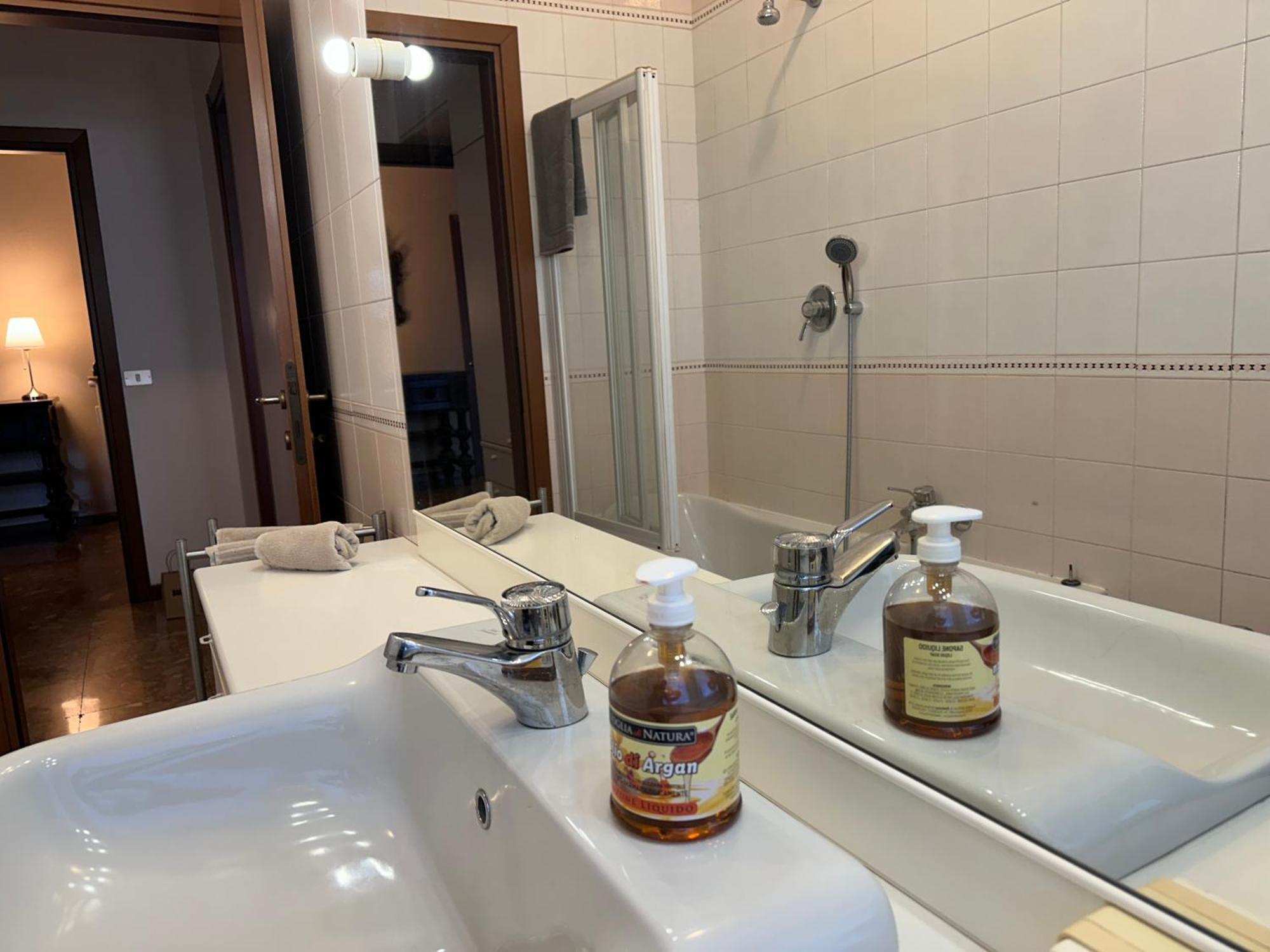 A Due Passi Dal Borgo E Citta Alta E Box Privato Bergamo