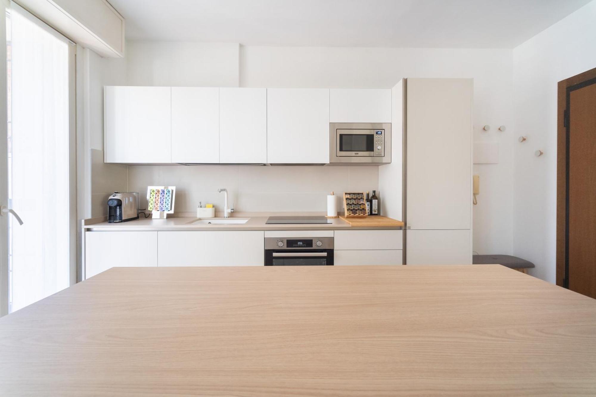 Cloud9 - Terrace And Ac Apartment *