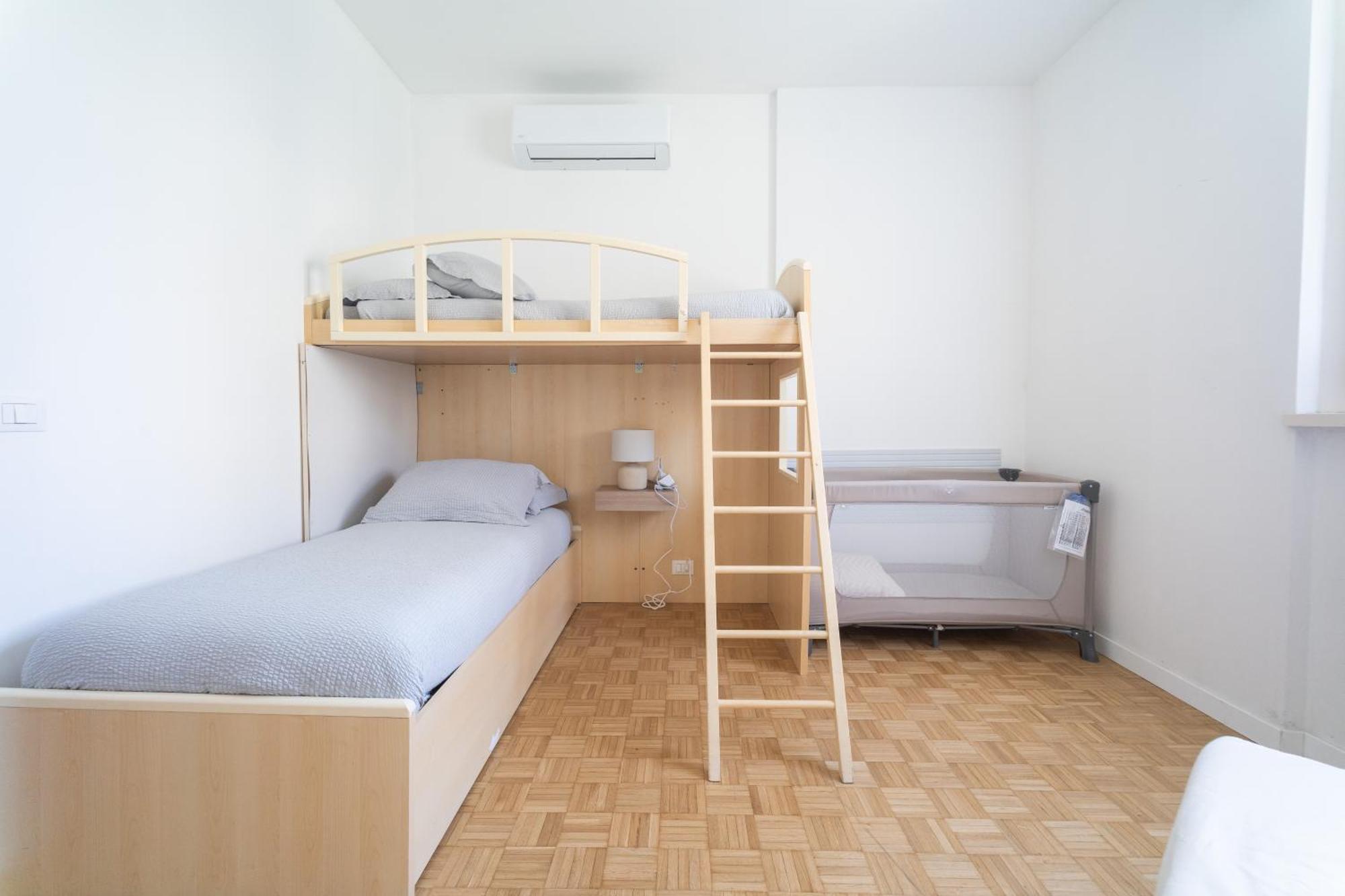 Cloud9 - Terrace And Ac Apartment