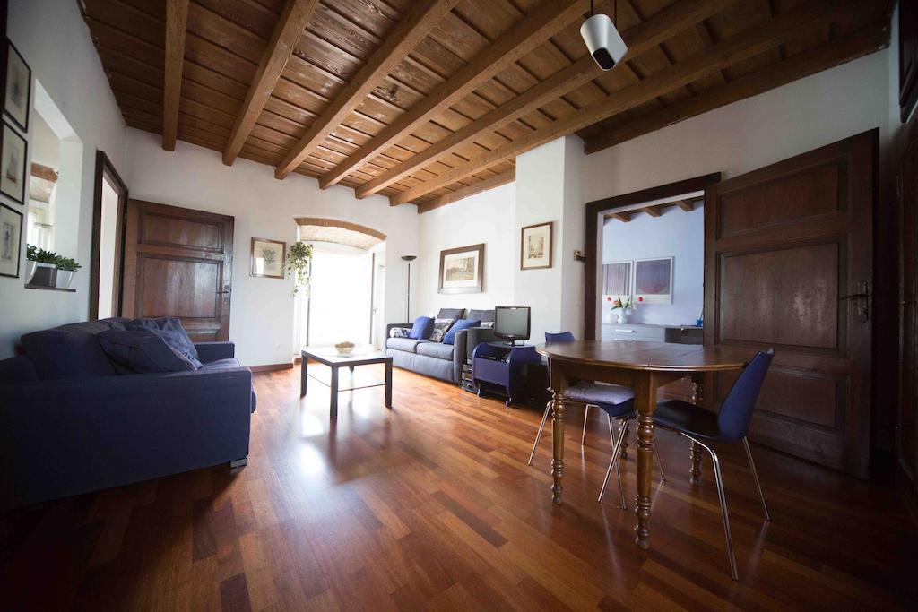 Bed & Breakfast Fleur De Lis 2*
