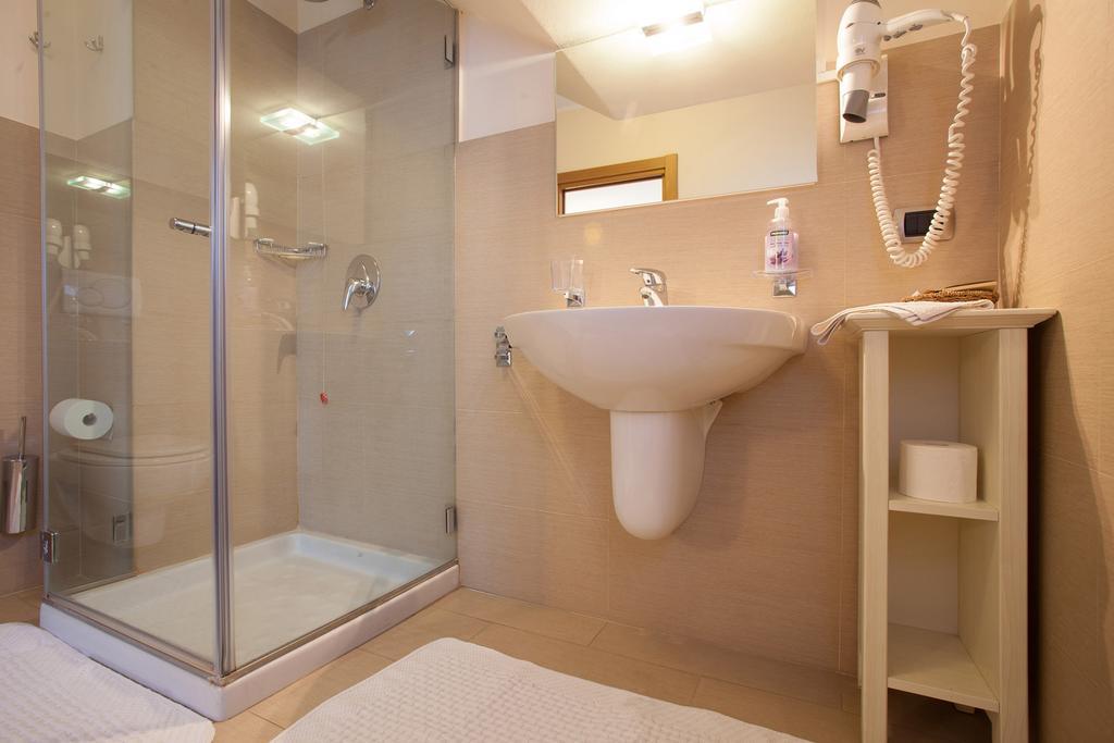 Alisee Bed & Breakfast