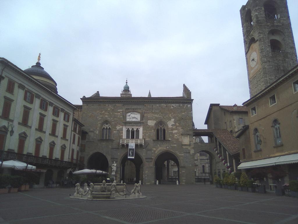 Nhà khách 1929 Castle Guest Bergamo