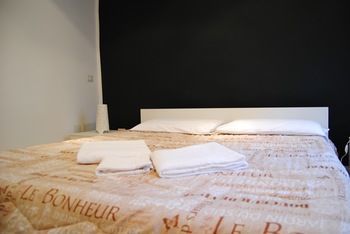 Hotel Center Piazza Pontida *