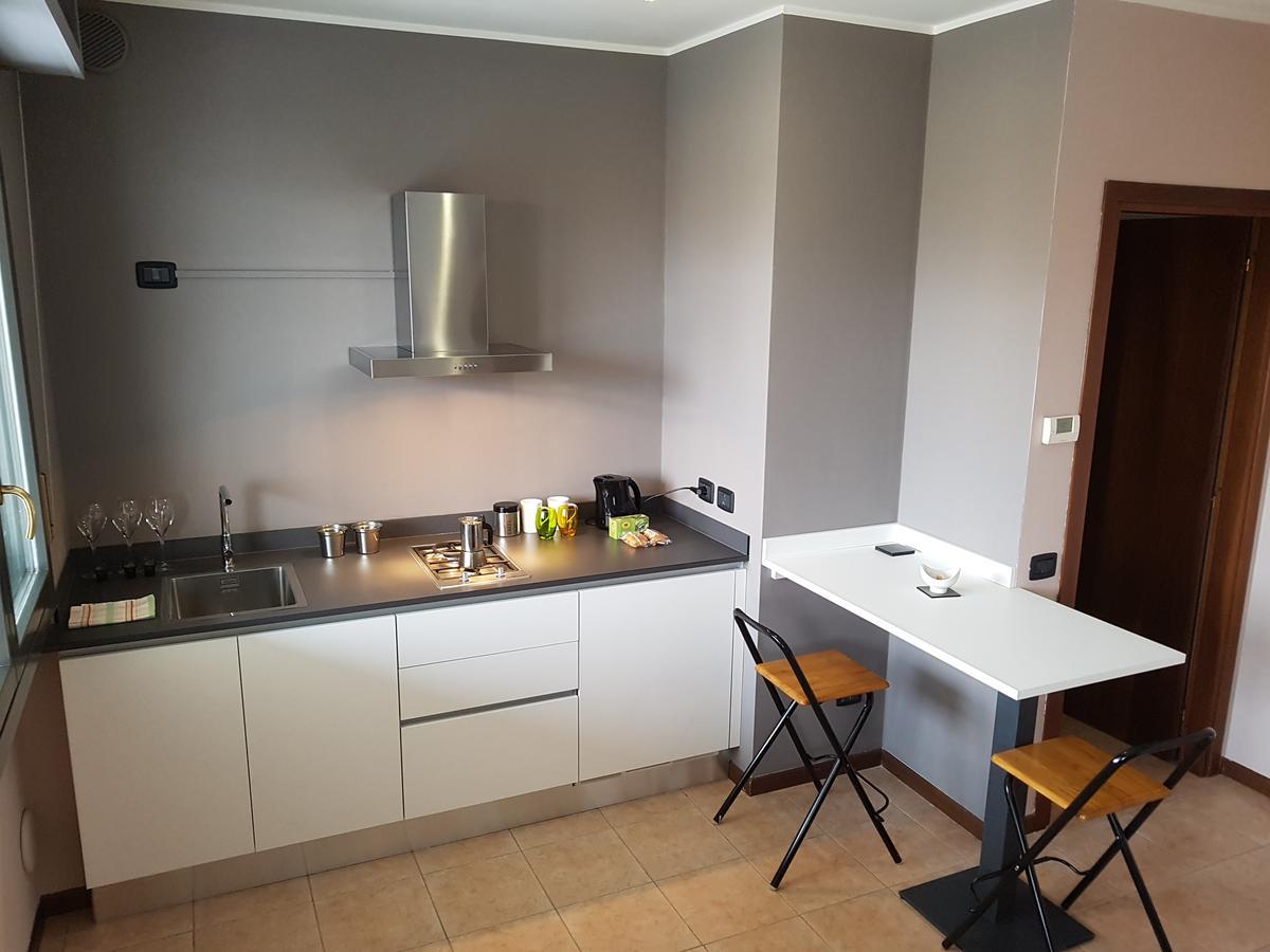 Airport Orio Studio Apartment *