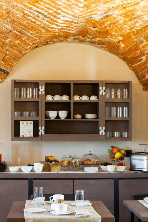 Relais San Vigilio Al Castello Hotelli 4*