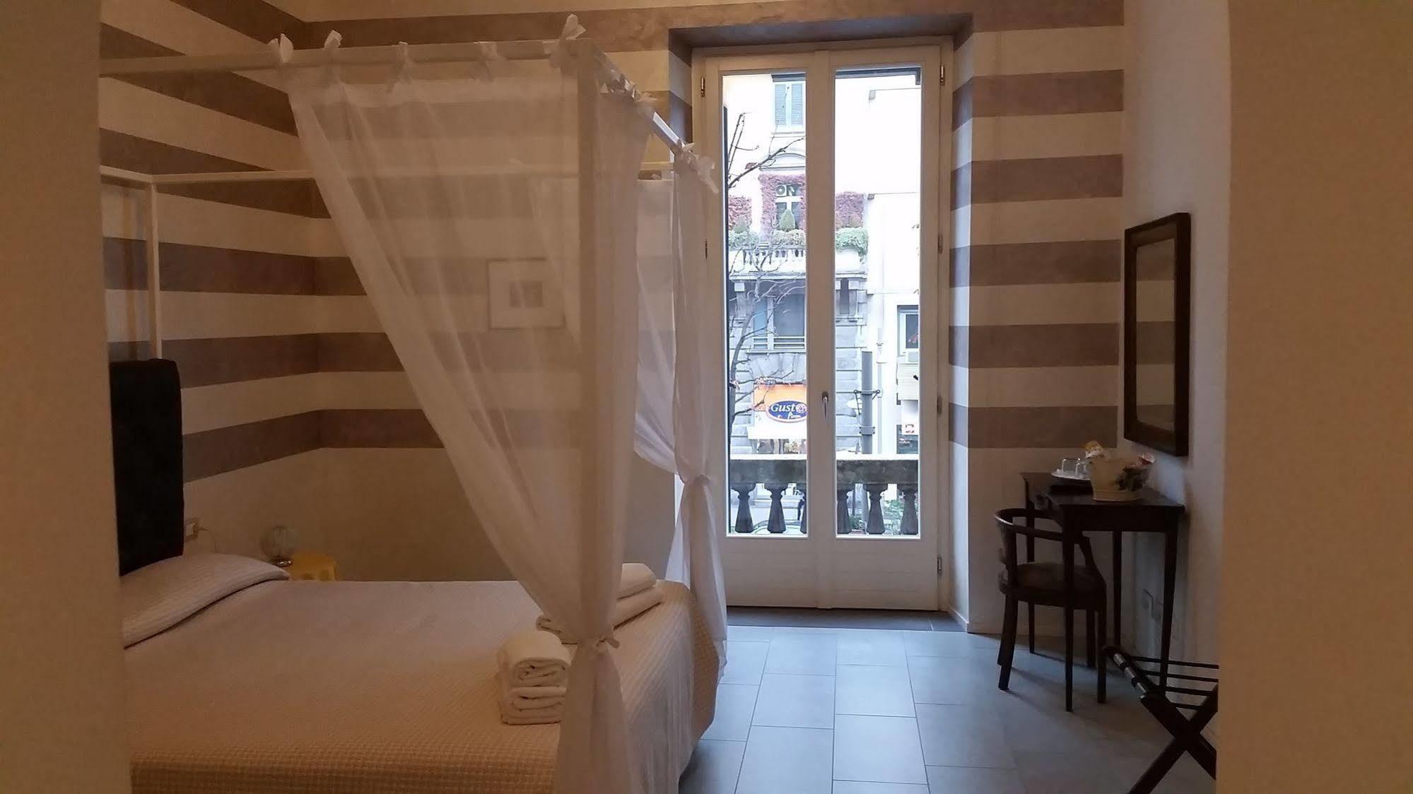 Guest house Airport Station Bergamo 2*