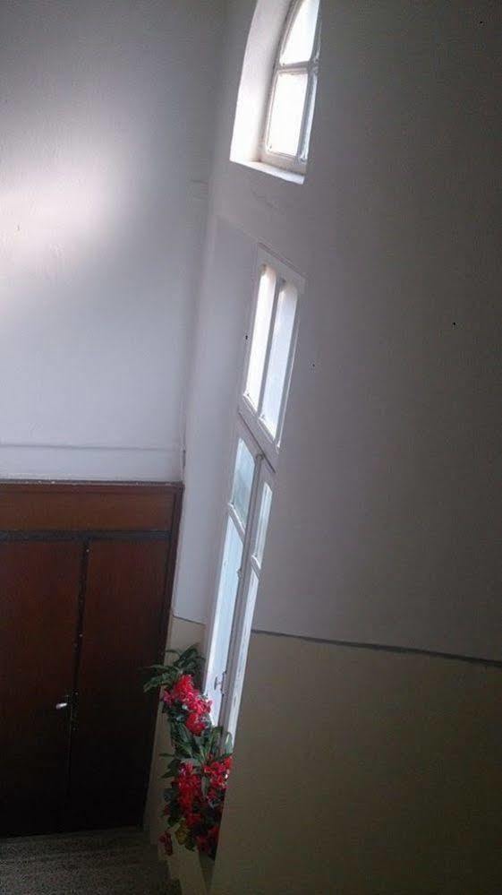 Aamiaismajoitus I Ghiri 4*