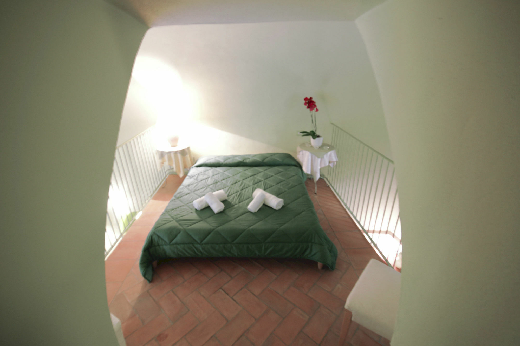 Fleur De Lis Loft Apartment Bergamo