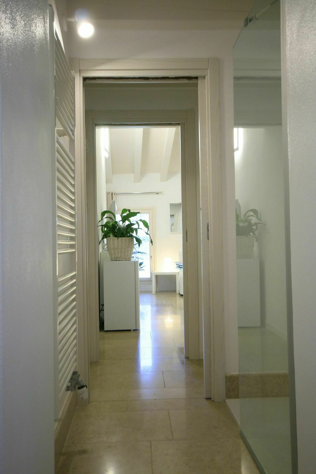 Academia Aparthotel 2*