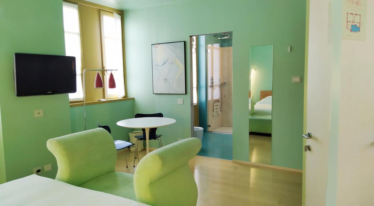Hotel Petronilla - In 4*