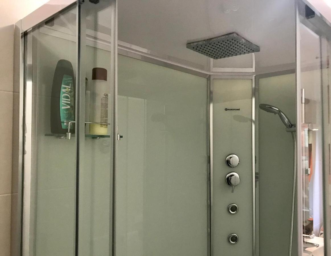 Dimora Del Riccio Guest house *