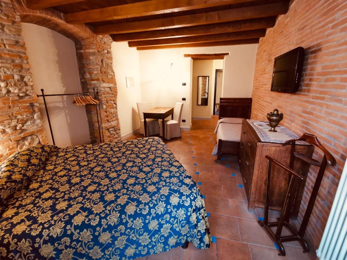 Angolo Del Poeta Bed & Breakfast 2*