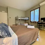 B&B Aurora