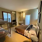 B&B Aurora