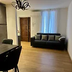 Magic Place Bergamo! Beauty Nest Apartment In The Heart Of The City