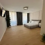 Luna Luxury Suite